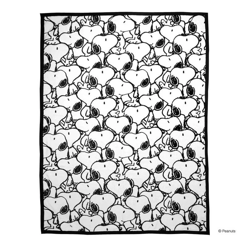 Plaid PEANUTS Snoopy Allover 4 Plaid PEANUTS Snoopy Allover – Image 4