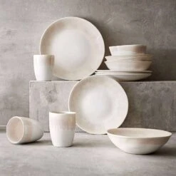 Set Petit-déjeuner ATLANTIS (12 él.) 32 Set Petit-déjeuner ATLANTIS (12 él.) -Butlers 1000406139 230927 020 MOOD DETAILS P000000001000406139 mood